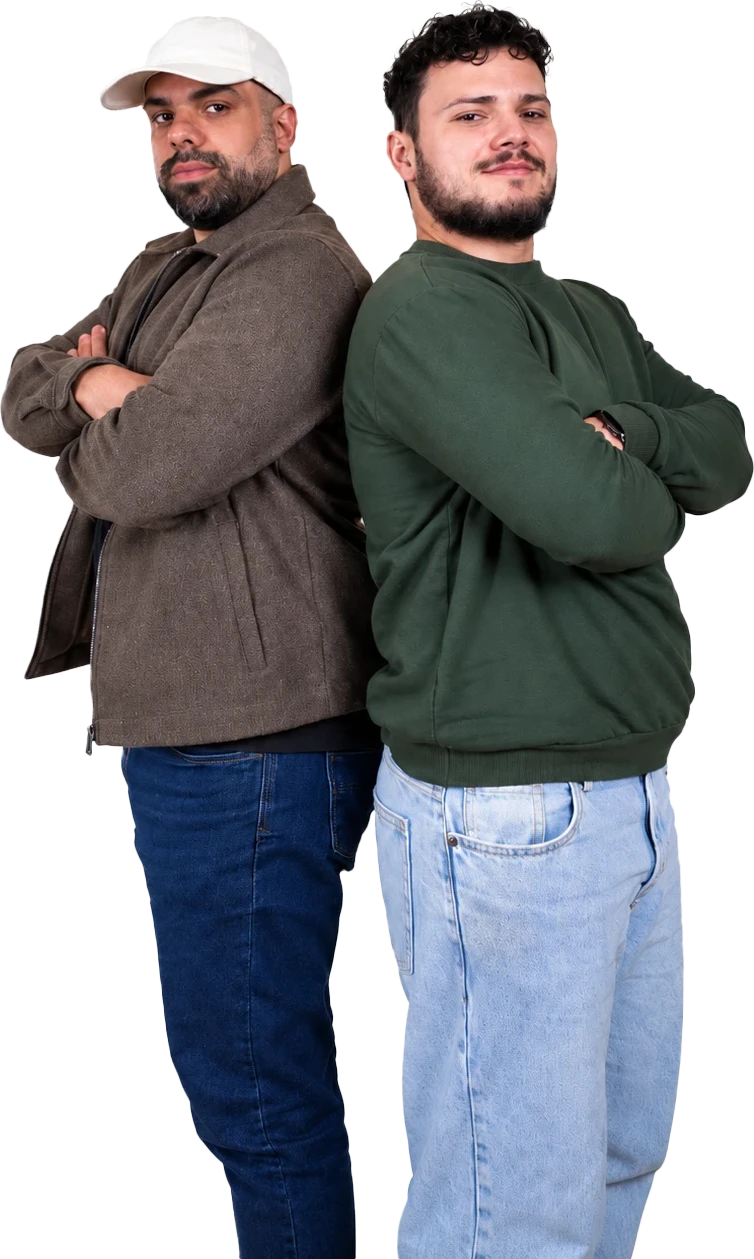 Joelson Madeira e Luis Cezário, sócios da You2B, de braços cruzados